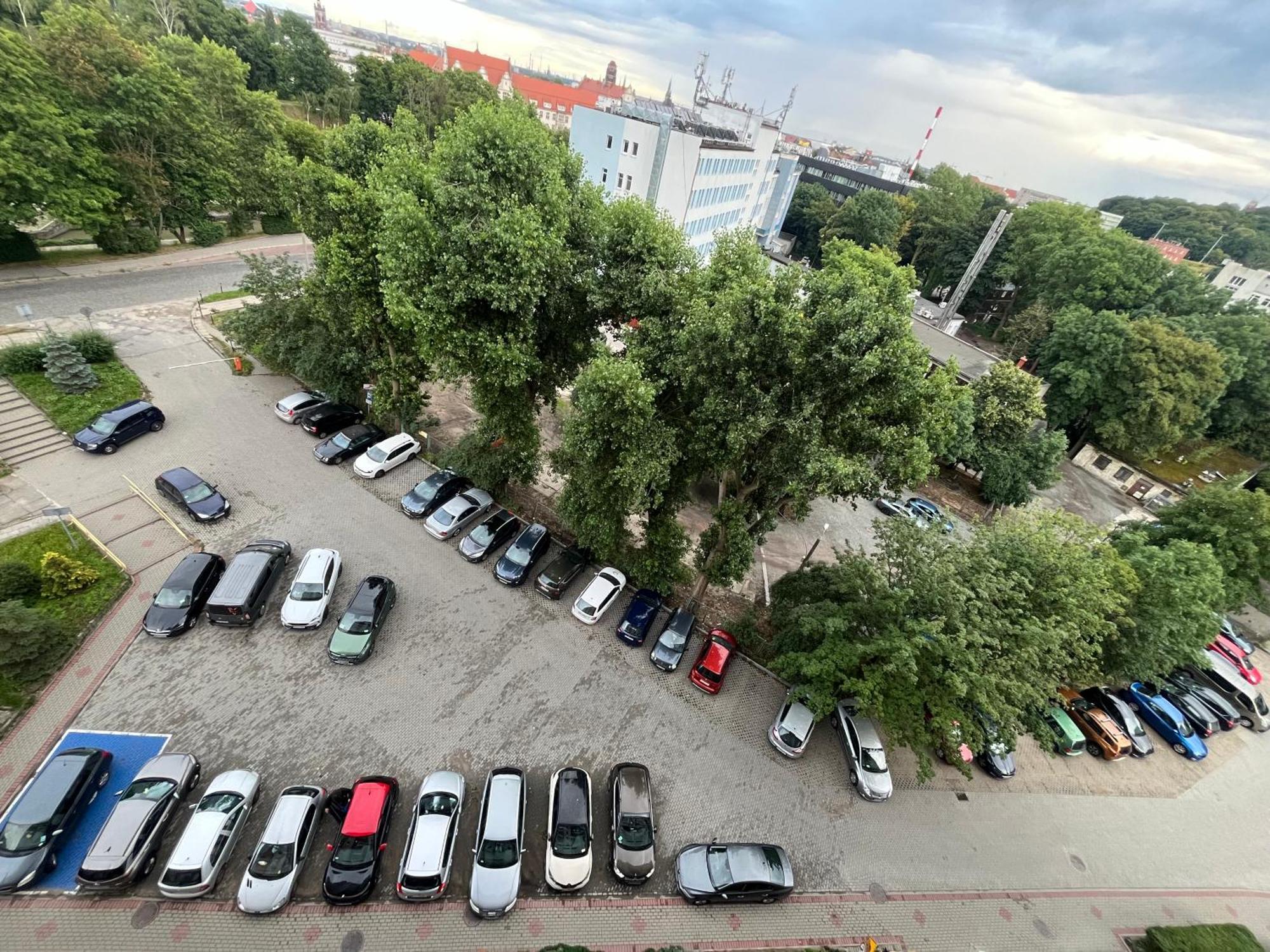 Kawalerka Blisko Srodmiescia Apartamento Gdańsk Exterior foto